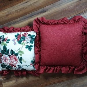 Custom 2 Pillows both have a floral side & plain side  Waverly fabric BUNDLE